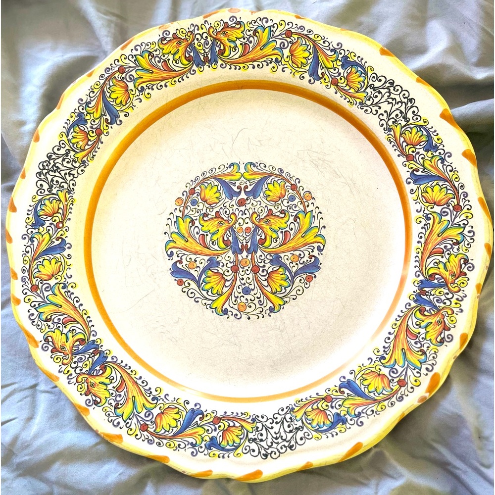 Vintage Hand Painted Italian Merdiana Ceramiche “Dueling Dragons” Dinner Plates